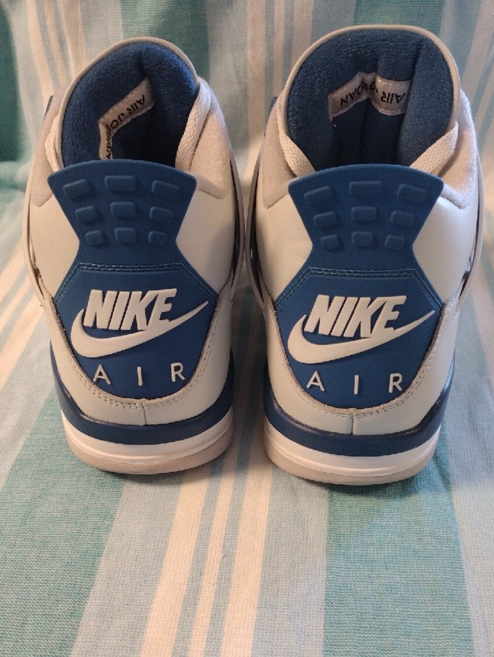 Nike Air Jordan 4 Men’s Sneakers - White & Blue Size 13 - Picture 5 of 6